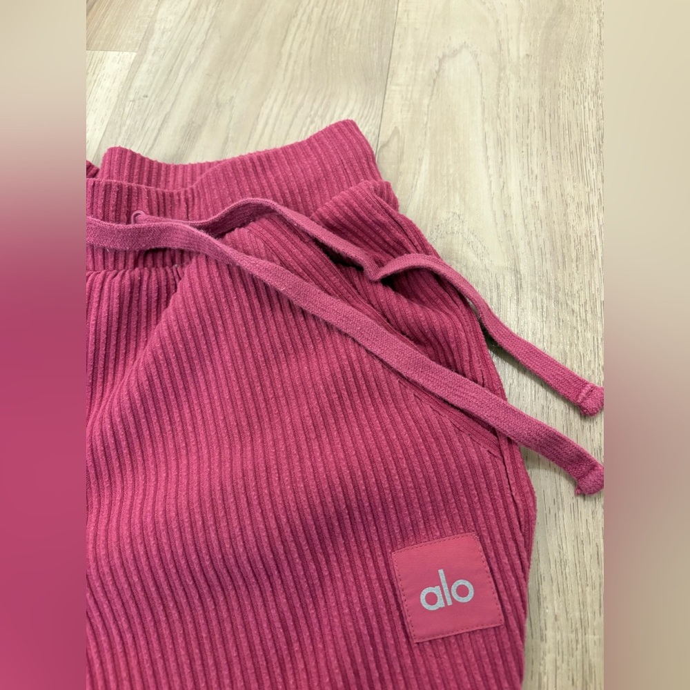 ALO Yoga Ribbed Track Joggers in Pink - Picture 11 of 13